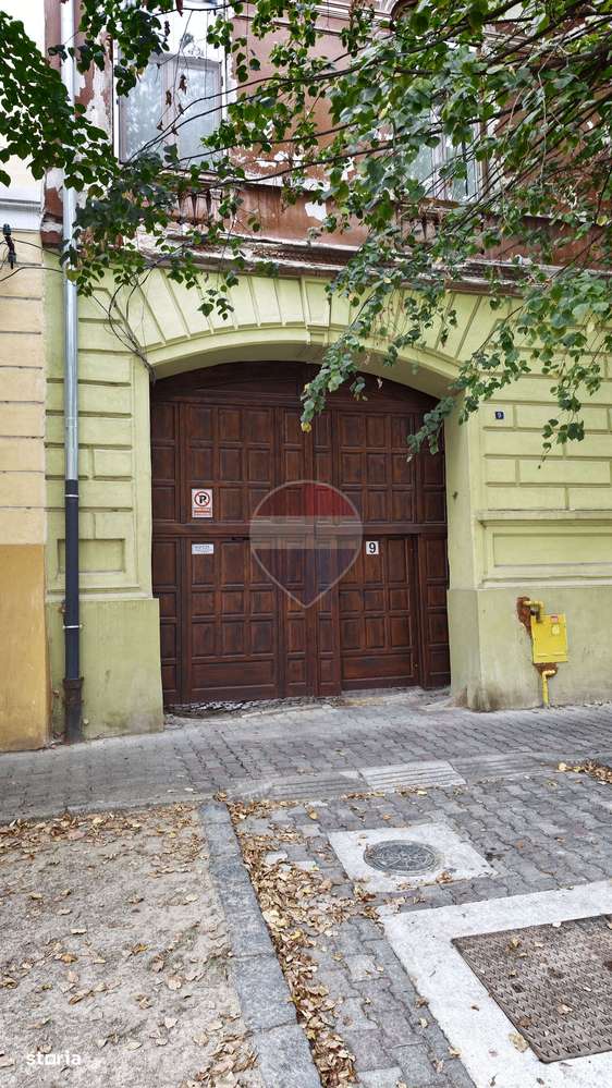 Apartament la casă în Centrul Istoric al Mediașului – 66 mp utili-13