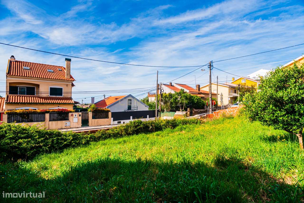 Terreno urbano de 430 m² em zona tranquila de Bicesse, Cascais-4