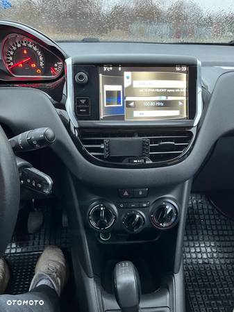 Peugeot 208 1.6 e-HDi Active STT - 9