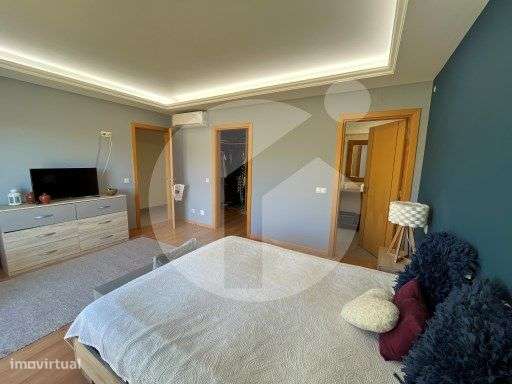 Moradia T4 com piscina - Olhão-18