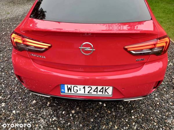 Opel Insignia 2.0 CDTI 4x4 GSi S&S - 10