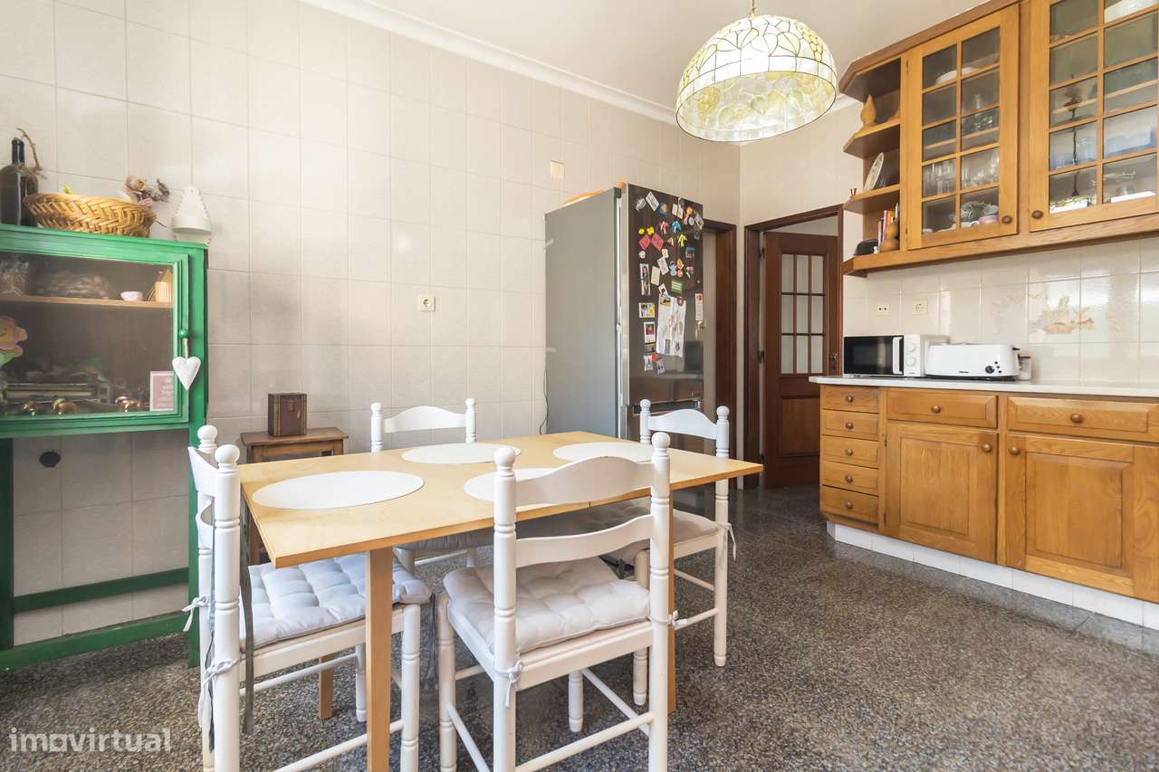 Moradia T5 isolada, Garagem , Quinta Charnequinha-42