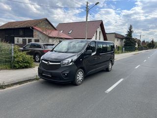 opel vivaro tour