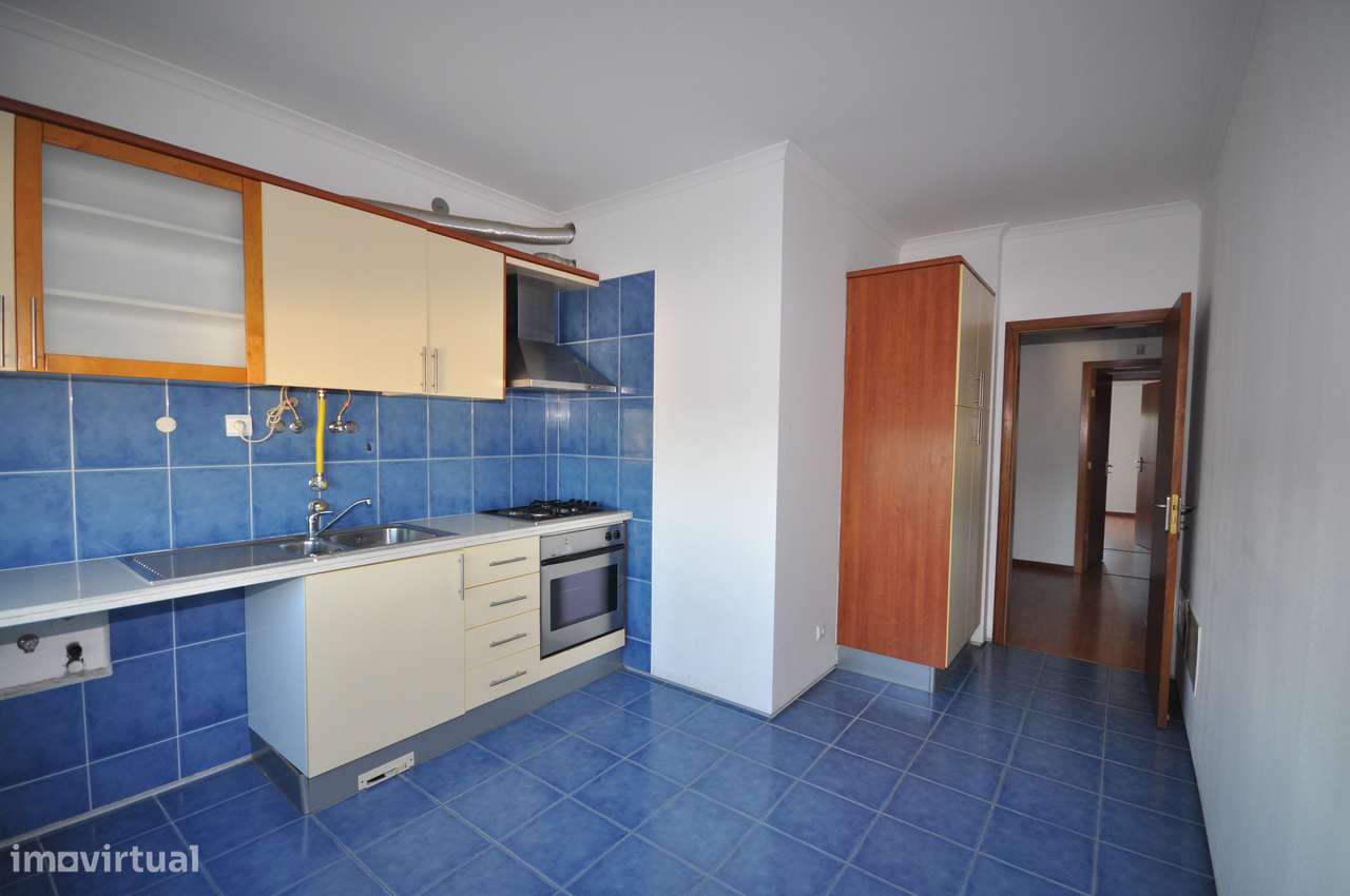 Apartamento T2  - ARRENDADO ATÉ FINAL DE MARÇO-6