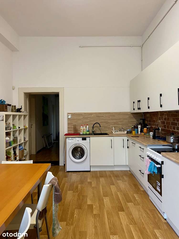 Borek_2 balkony_3 sypialnie_kamienica-7