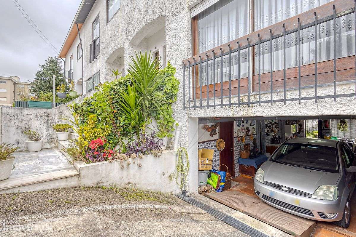 Moradia T5 para venda-22