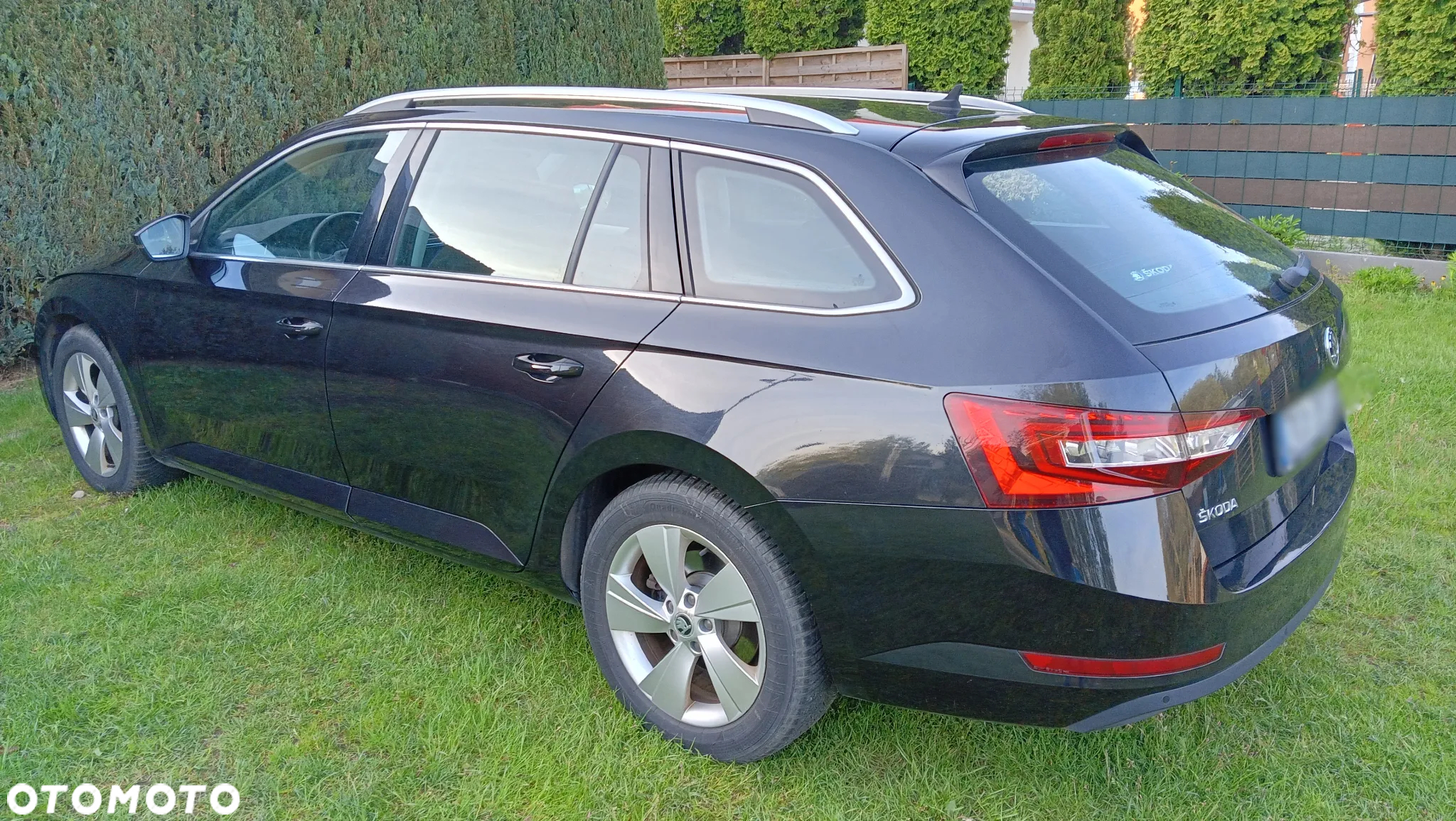 Skoda Superb 1.6 TDI Ambition DSG - 4