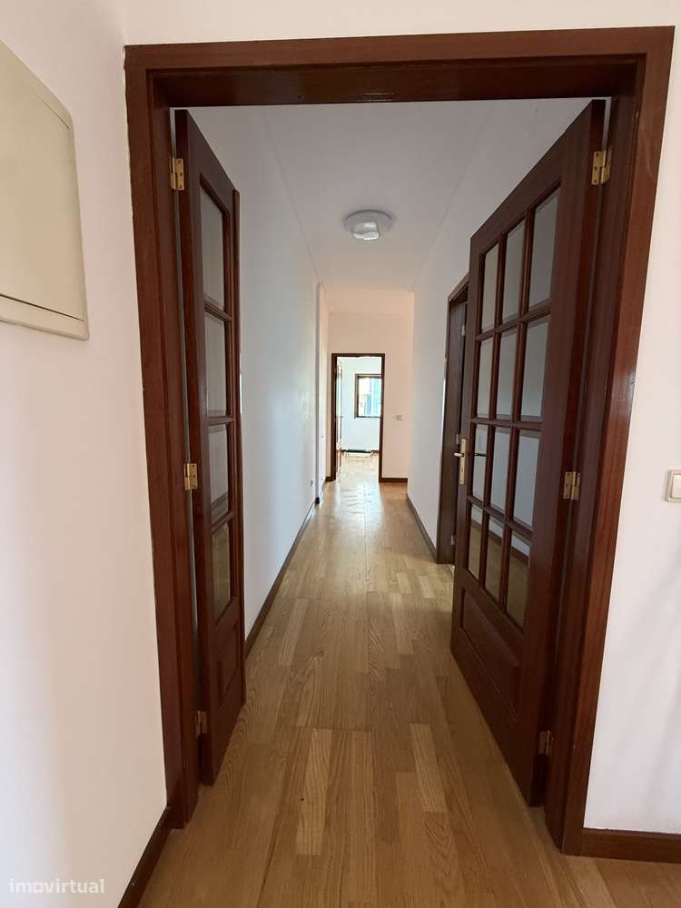 T3 com varanda, garagem, elevador, vistas deslumbrantes em Braga - Grande imagem: 5/12