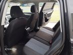 Volkswagen Passat 1.6 TDI Comfortline - 30