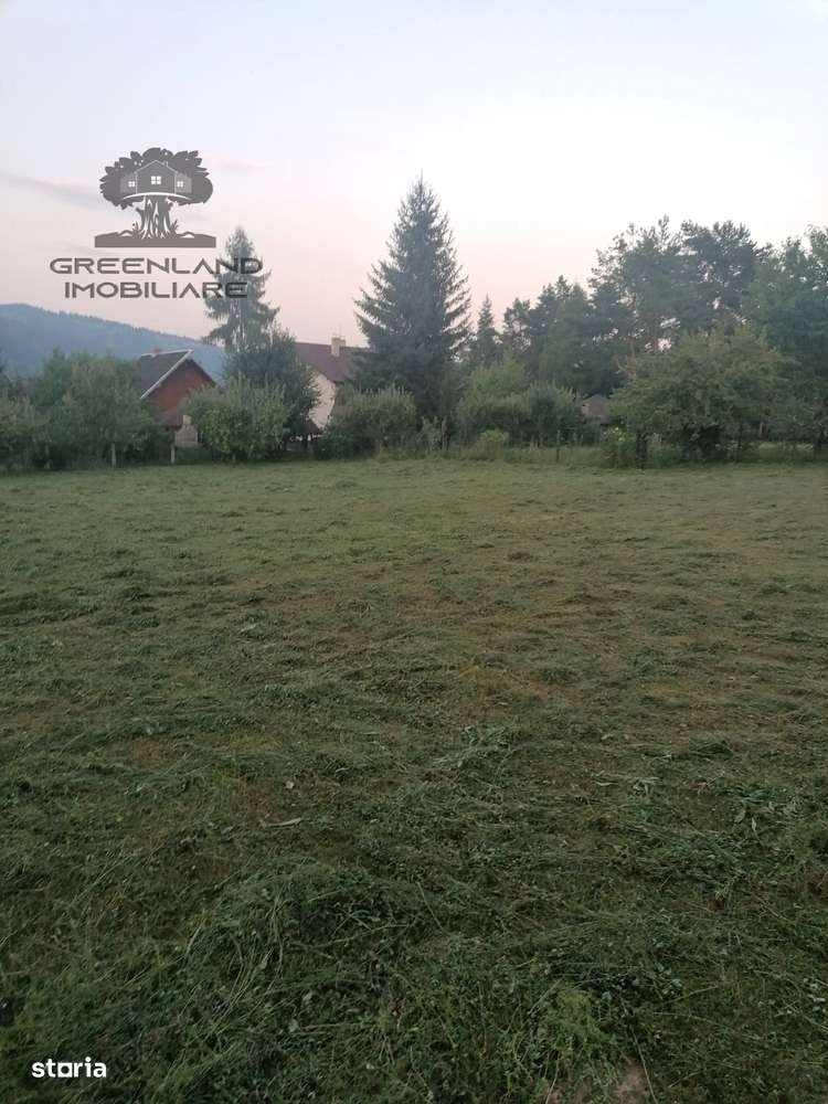 1700mp teren intravilan perf drept, Ceahlau langa lac, acces asflalt - Imagine principală: 3/6