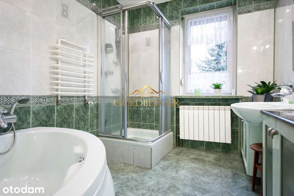 Przestronny dom dla rodziny i firmy-18