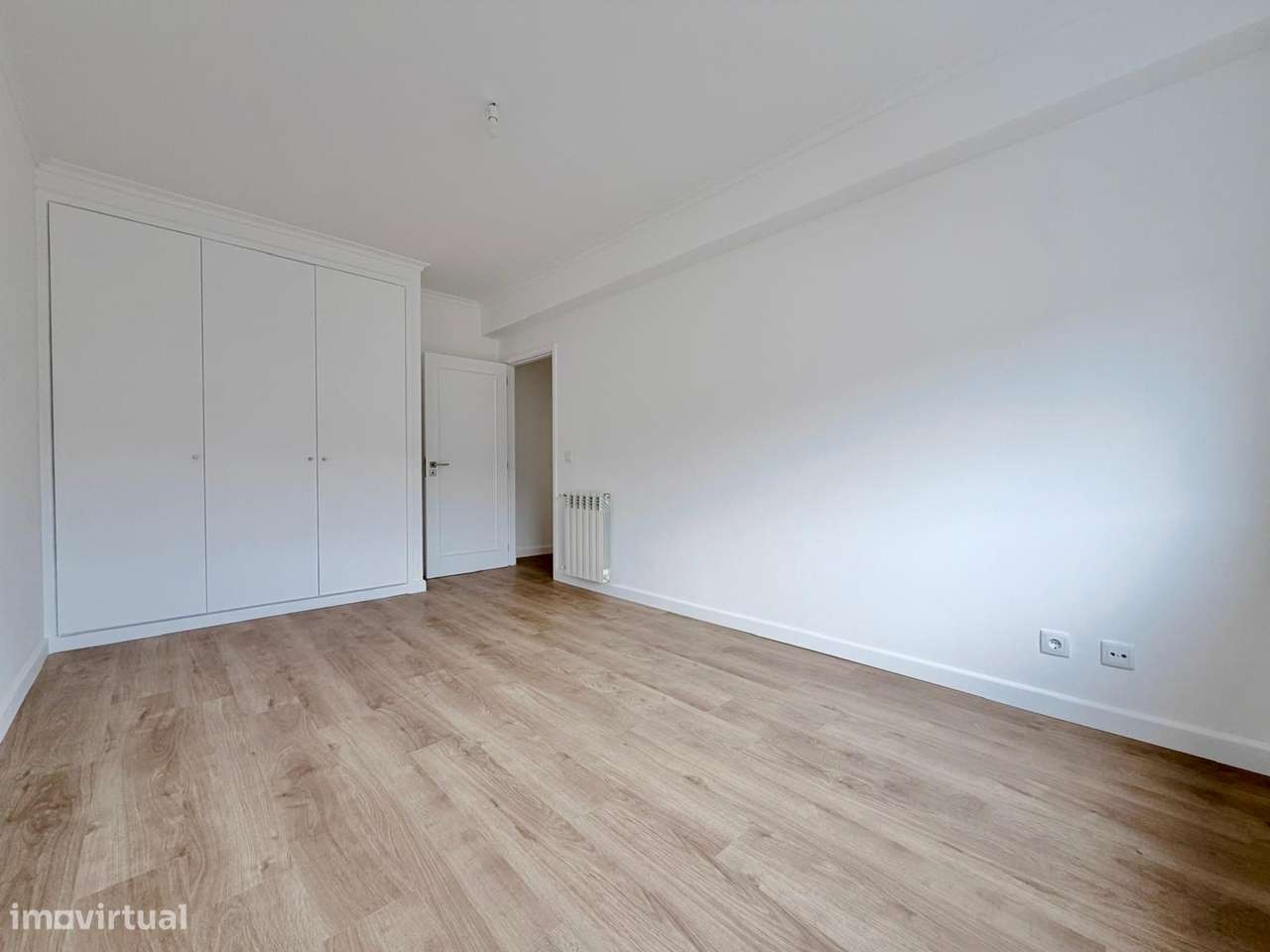 Apartamento T3 com elevador e garagem em Lamaçães-7