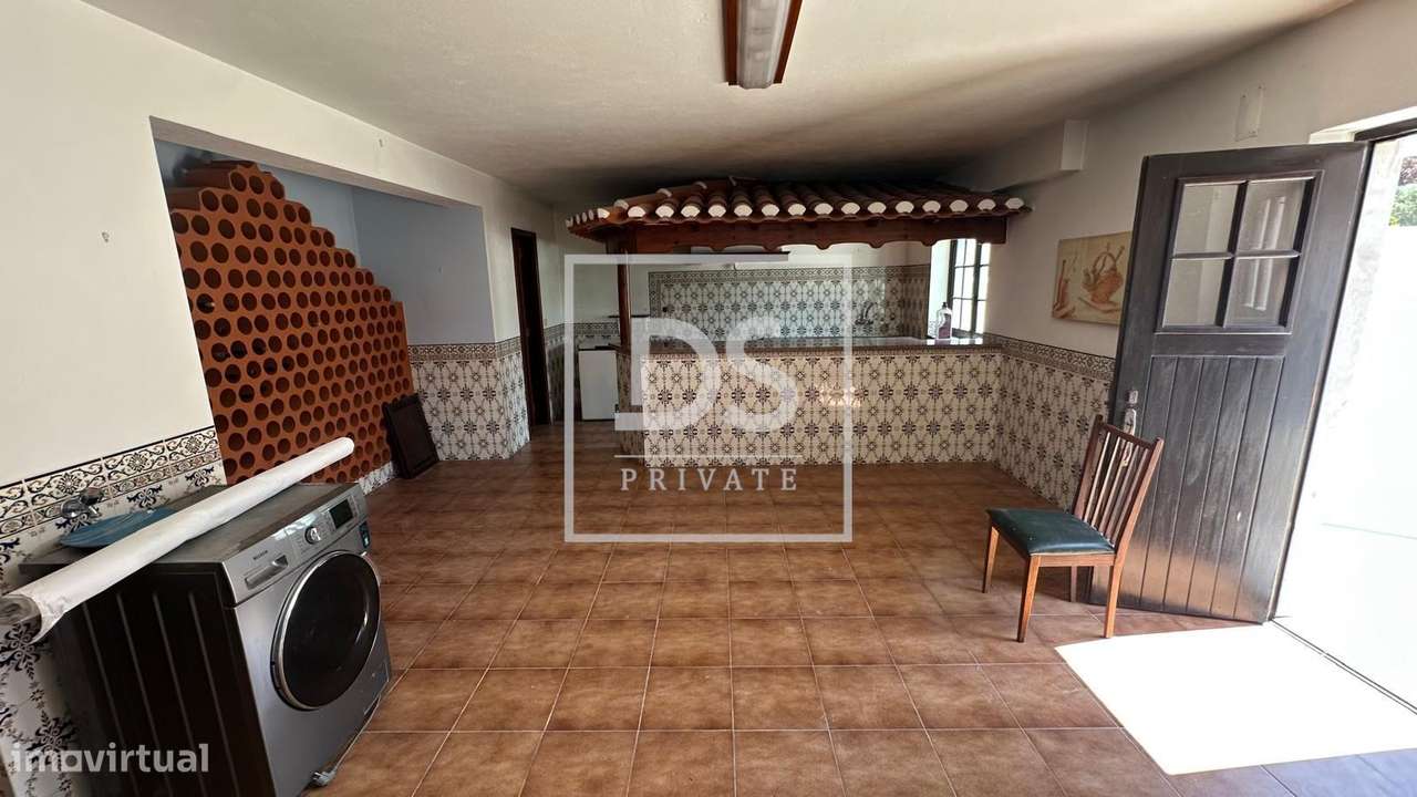 Moradia T4 com Terreno de +1500m² em Monte Redondo-12