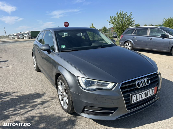 Audi A3 1.4 TFSI S tronic Attraction - 9