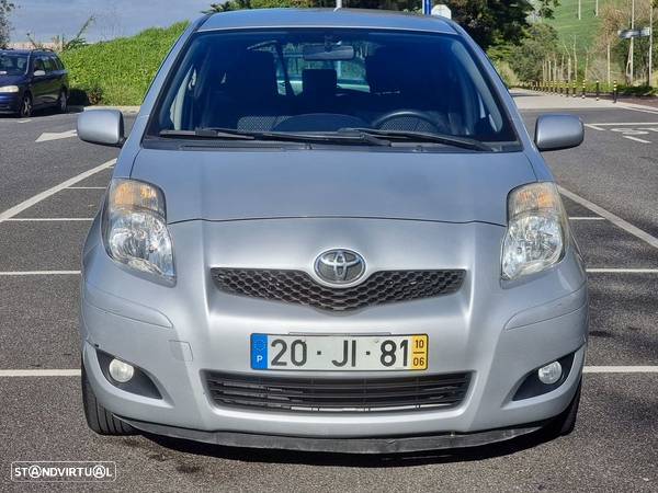 Toyota Yaris 1.0 VVT-i AC Manual - 2