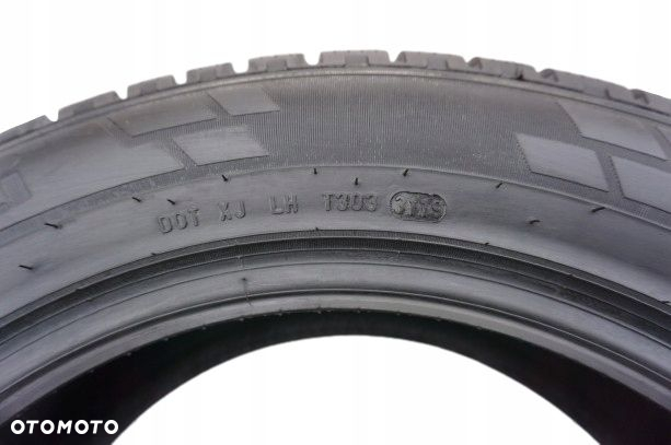 Pirelli Carrier Winter 195/65R16C 104/102T Z219 - 4