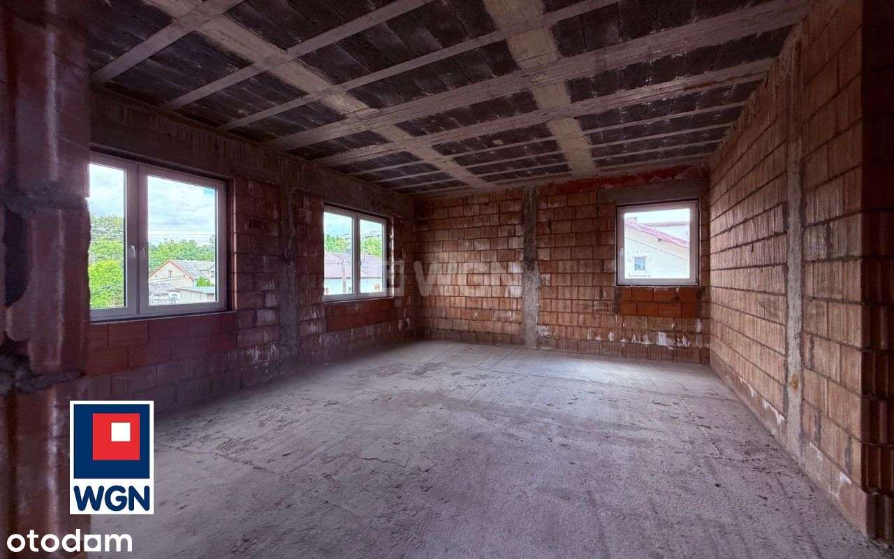 Budynek handlowo-usługowy z częścią mieszkalną sta-15