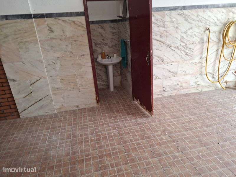 Espaço para comercio ou habitação - Grande imagem: 4/10