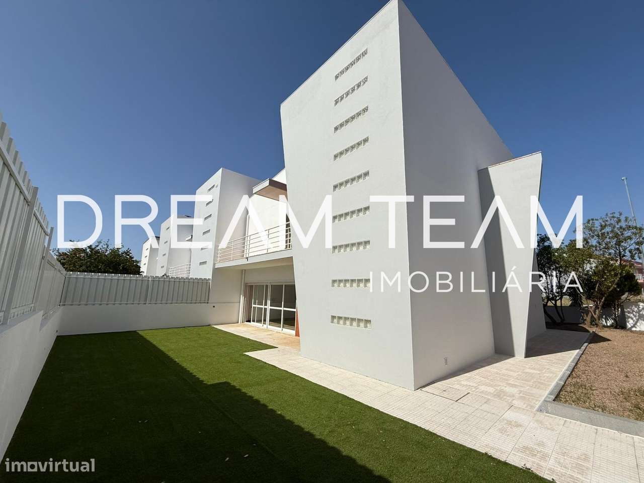 Moradia Geminada T3 Venda em Sesimbra (Castelo),Sesimbra - Grande imagem: 4/46