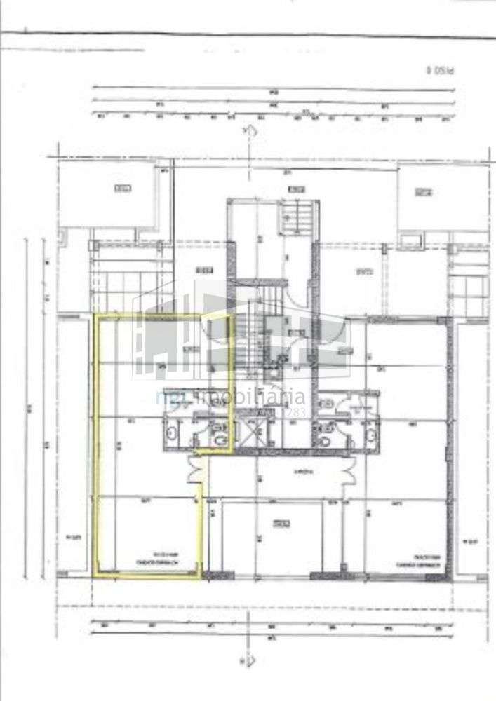 Loja em Santo António dos Cavaleiros e Frielas - Grande imagem: 2/2