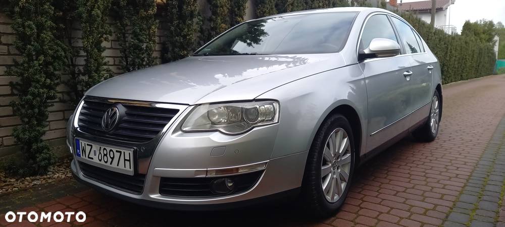 Volkswagen Passat 2.0 TDI DPF Comfortline - 1