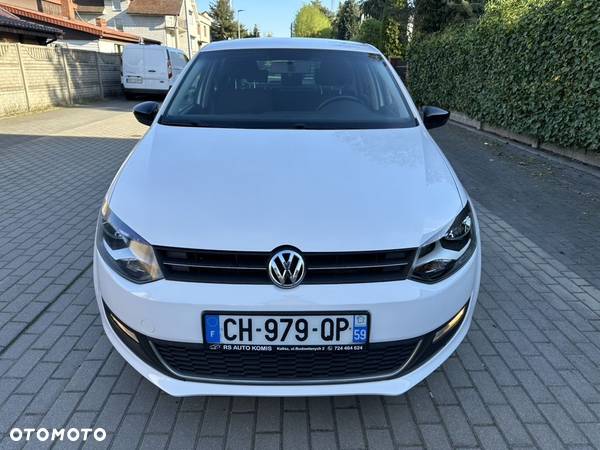 Volkswagen Polo - 2