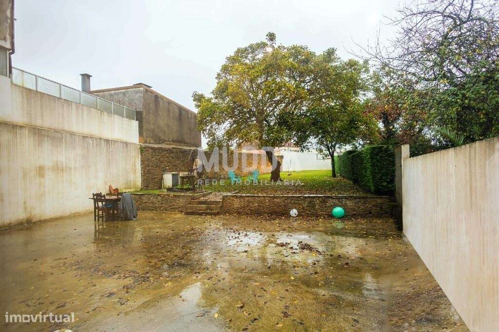 Casarão no coração da cidade de Ovar-38