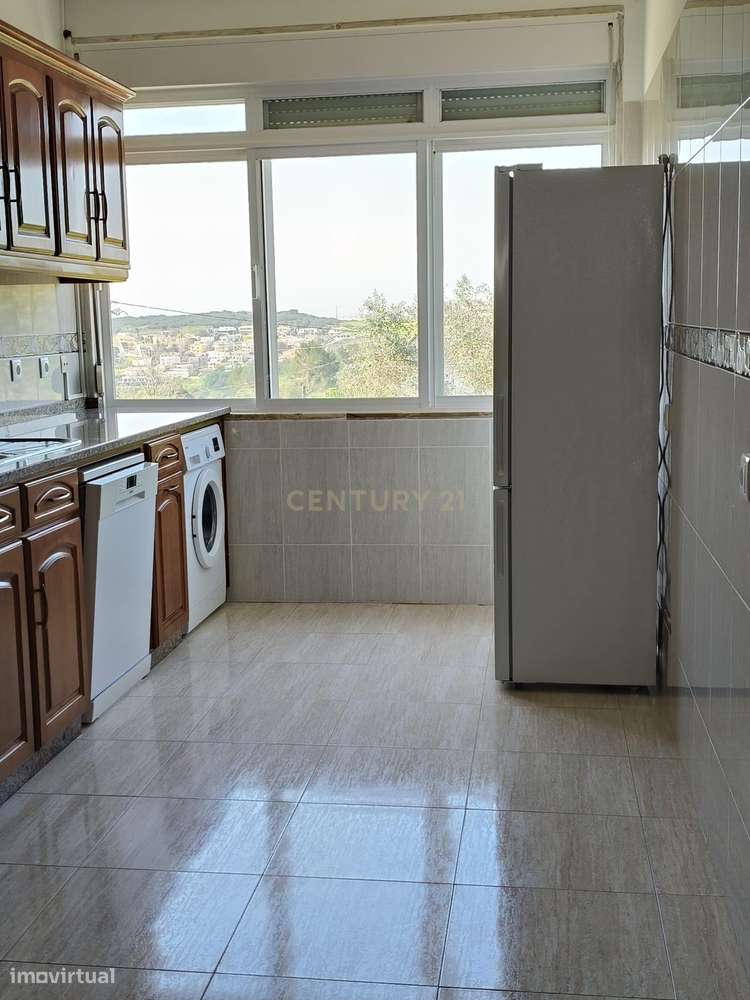 Apartamento Renovado T2 em Carnaxide, Oeiras - 1200€ - Grande imagem: 5/23