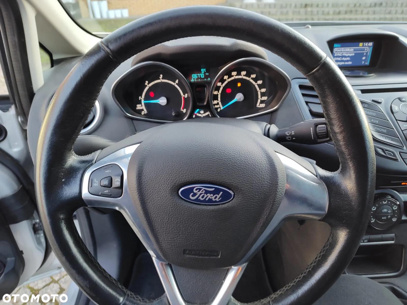 Ford Fiesta 1.5 TDCi Ambiente - 13