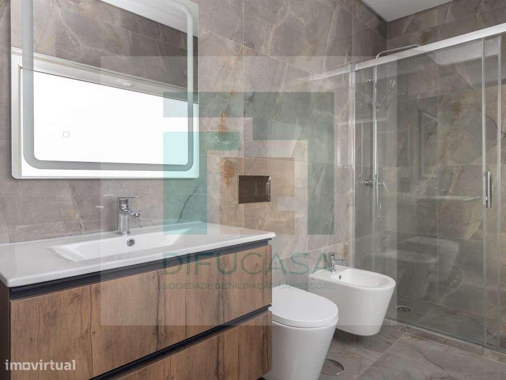 R128 Moradia T6 Azeitão-35