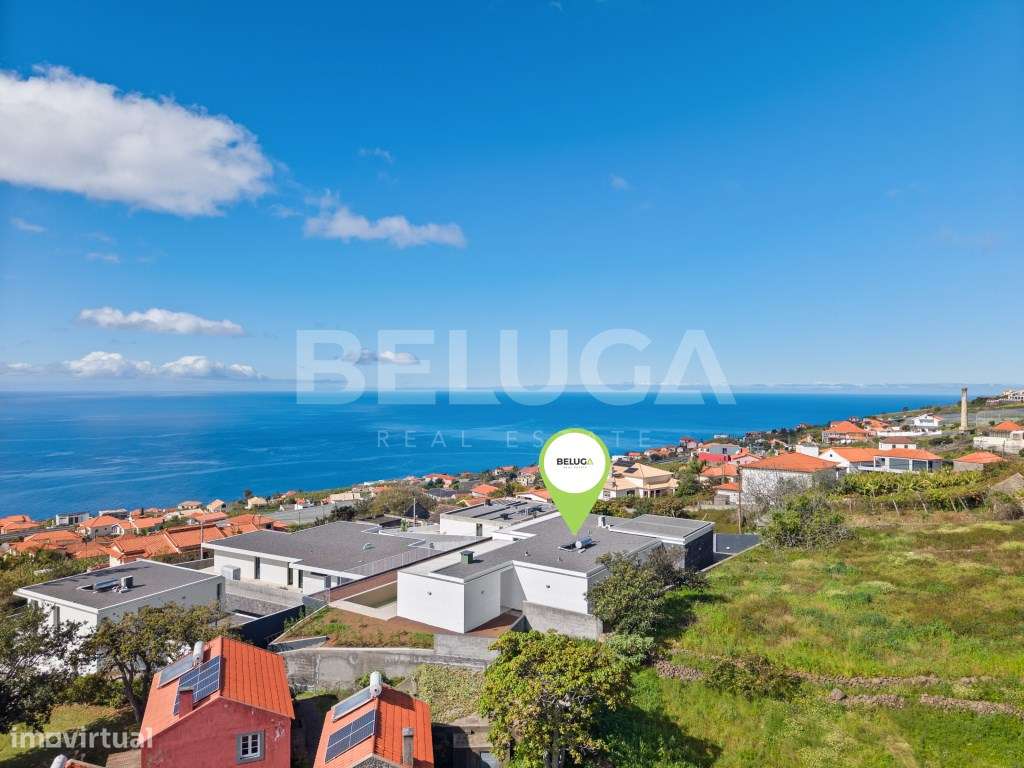 MORADIA T3+1 MINIMALISTA || ESTREITO DA CALHETA-41