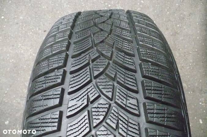 GOODYEAR Ultra Grip Performance  225/60R16 7,2mm - 1