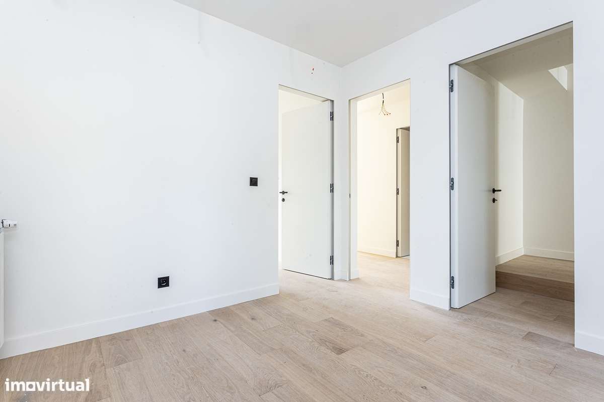 A estrear Villa T4 em Birre, Cascais-24