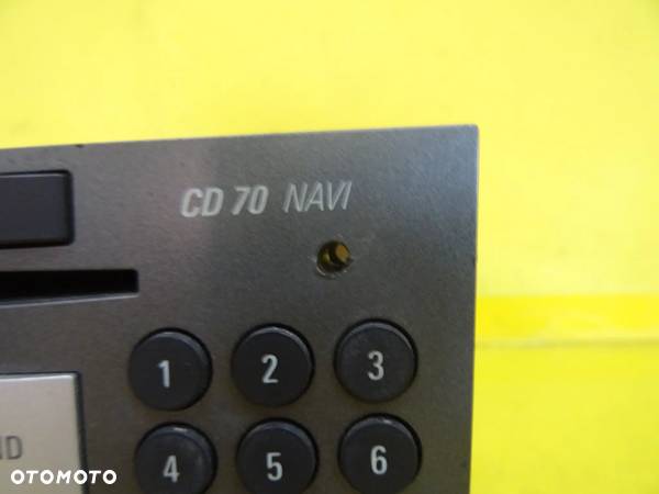 RADIO CD 70 NAVI OPEL ZAFIRA B 13188465 / 383555646 NR88 - 2