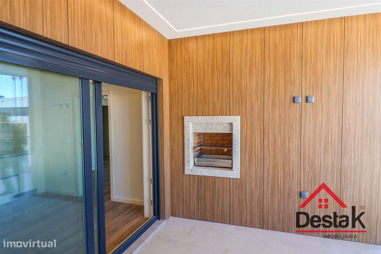 Apartamento T3+2 Duplex Novo - Grande imagem: 5/18