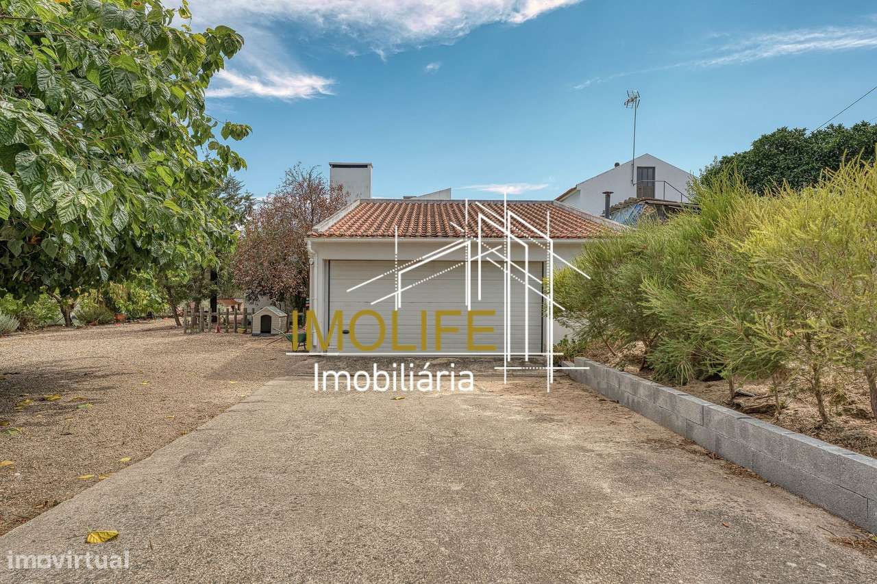 Quinta T4 em Mora-10