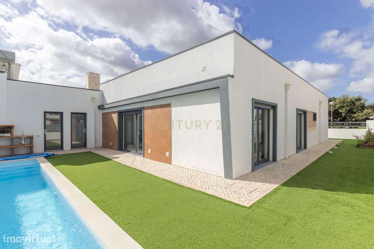 Moradia Térrea T3 com piscina em Azeitão - Grande imagem: 2/22