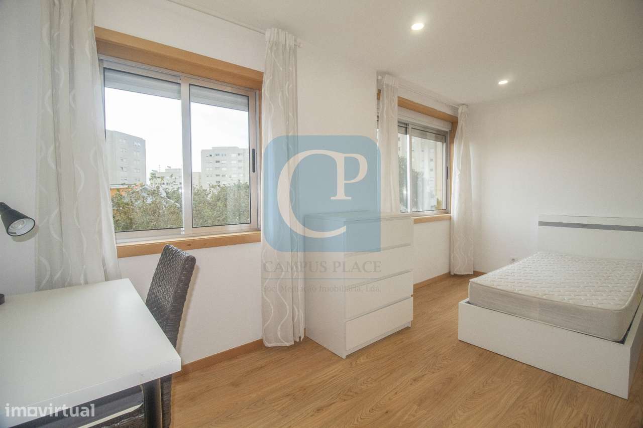 Apartamento T3 renovado com terraço, ao ISCAP e 900mts H.S.João-18