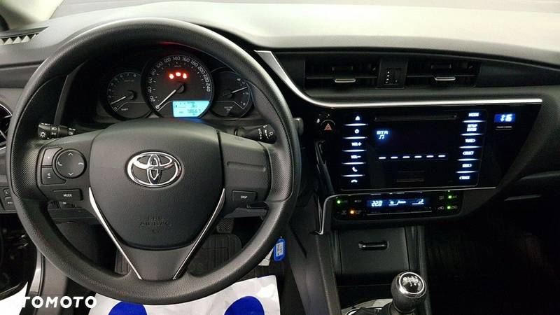 Toyota Auris 1.6 Active - 21