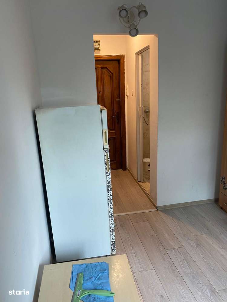 Vand camera de camin cu baie proprie in cartierul Florilor-3