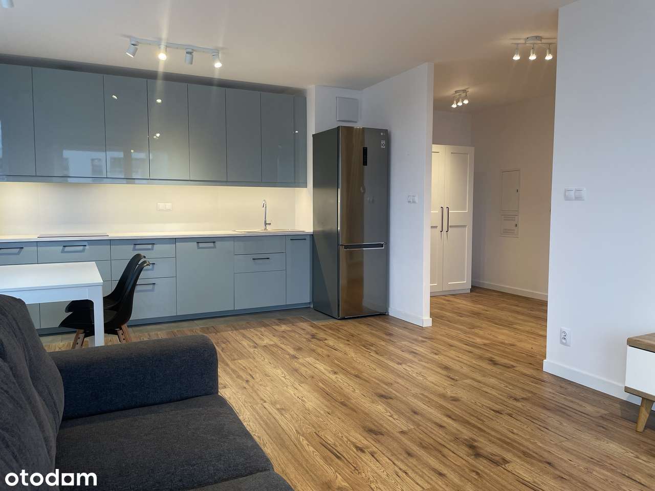 bezpośrednio, przestronne M3, urządzone, klimatyzacja - Pełny obrazek: 4/12