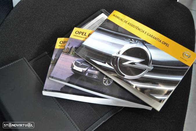 Opel Insignia 2.0 CDTi Executive S/S - 33