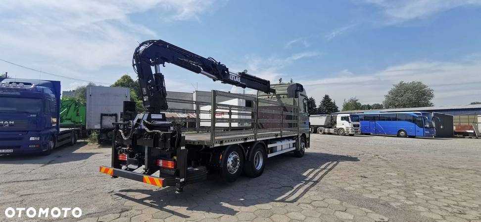 Mercedes-Benz Actros - 11