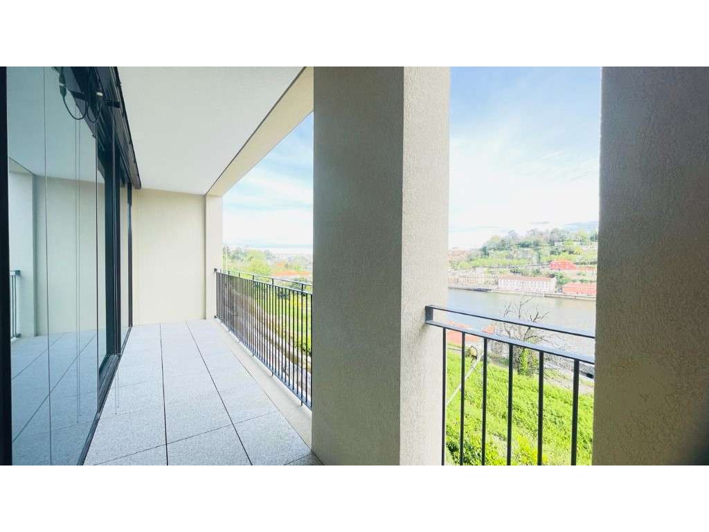 T1 novo com varanda em Gaia - Grande imagem: 2/65