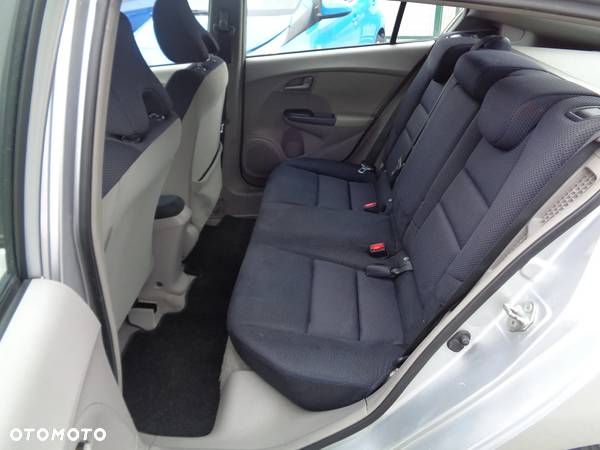 Honda Insight 1.3 Execlusive - 14