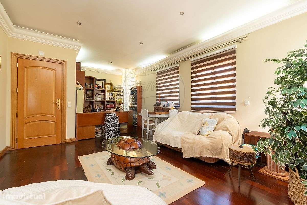 Moradia T7 para venda - Grande imagem: 3/48