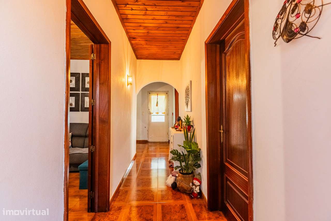 Moradia T3 - Fenais da Luz - Grande imagem: 2/33