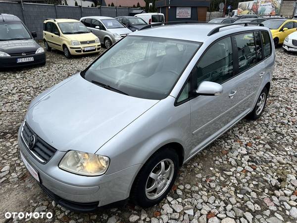 Volkswagen Touran 2.0 FSI Trendline Tiptr - 2