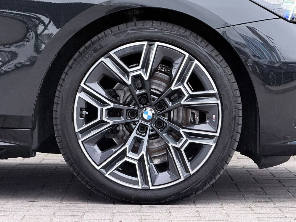 BMW Seria-5 520D Xdrive MHEV M Sport Edition 2025 — zdjęcie 5