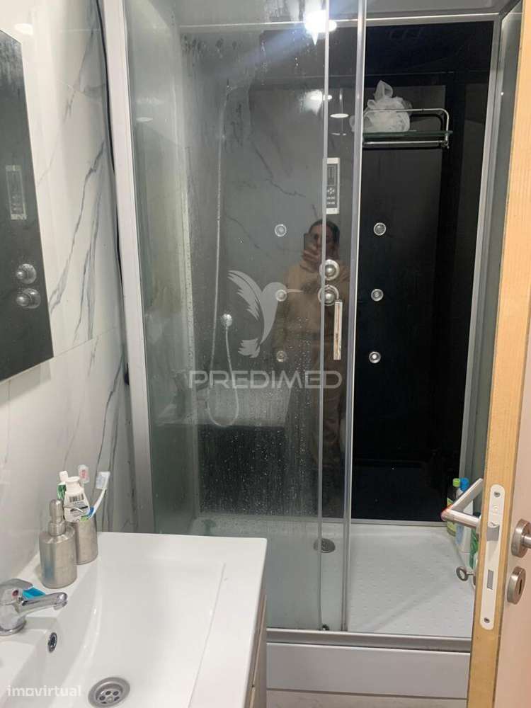 MORADIA COM 6 APARTAMENTOS INDEPENDENTES - Grande imagem: 5/6